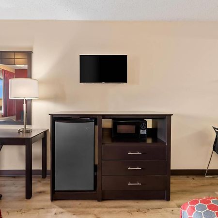 Econo Lodge Fredericksburg Near I-95 מראה חיצוני תמונה