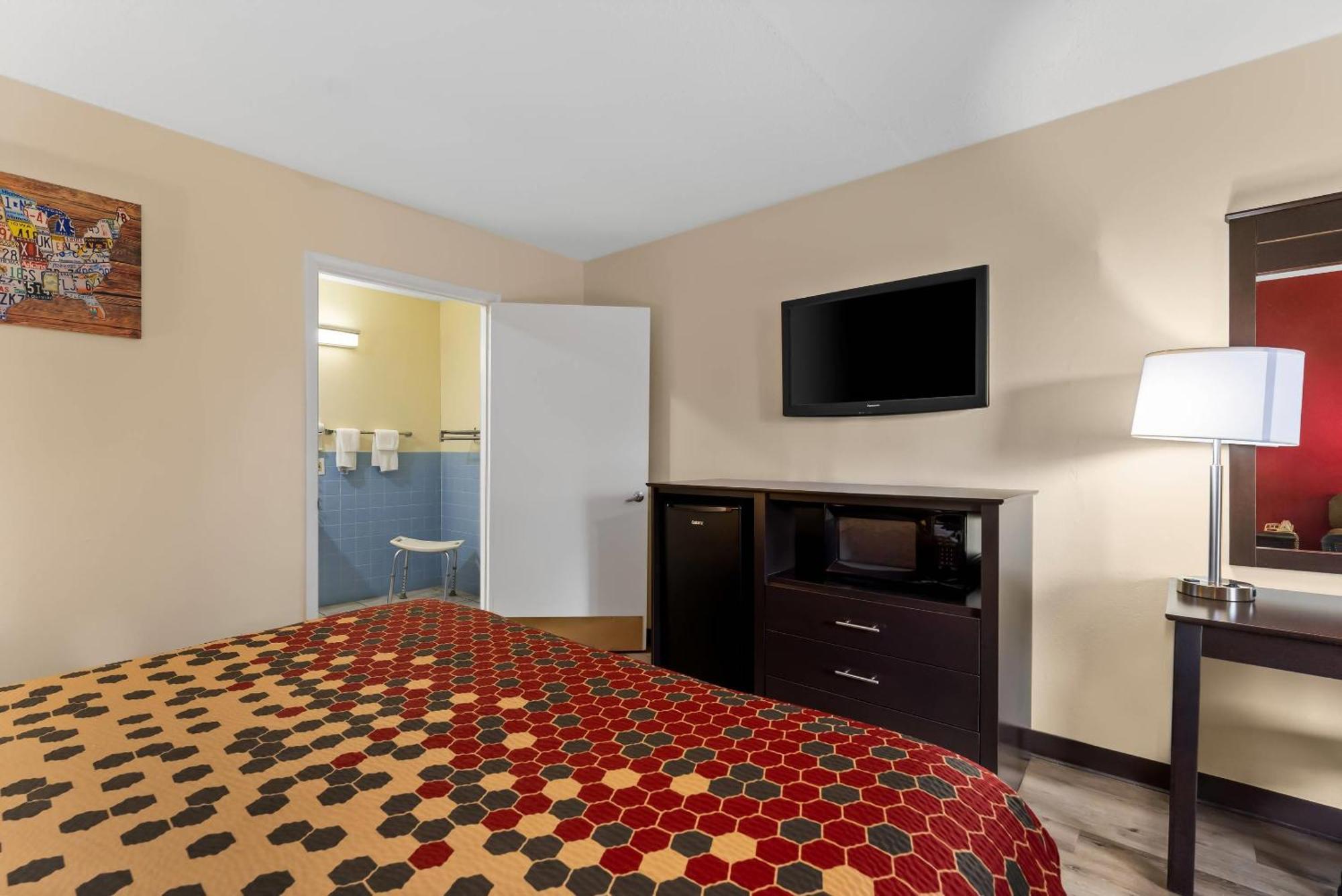 Econo Lodge Fredericksburg Near I-95 מראה חיצוני תמונה