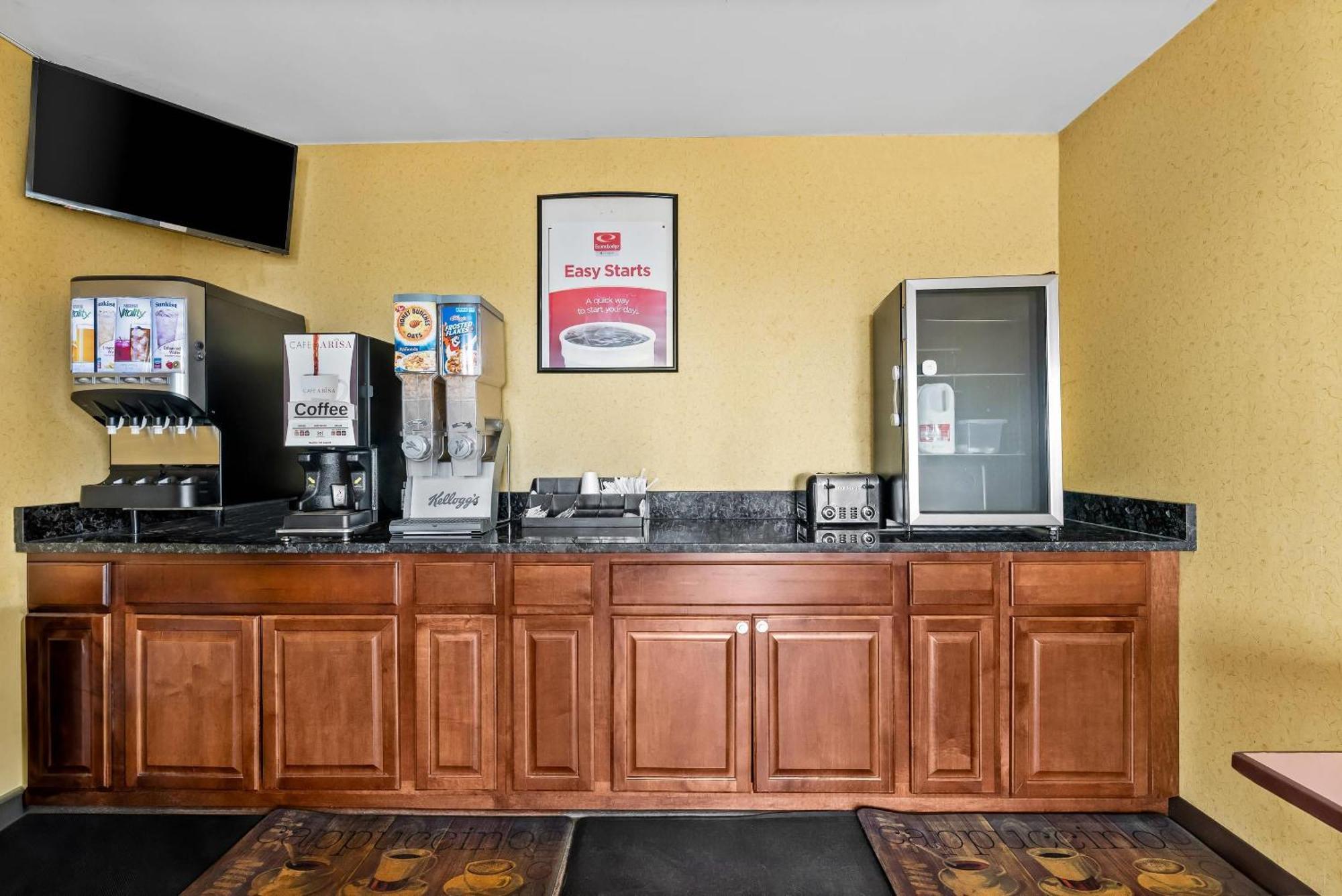 Econo Lodge Fredericksburg Near I-95 מראה חיצוני תמונה